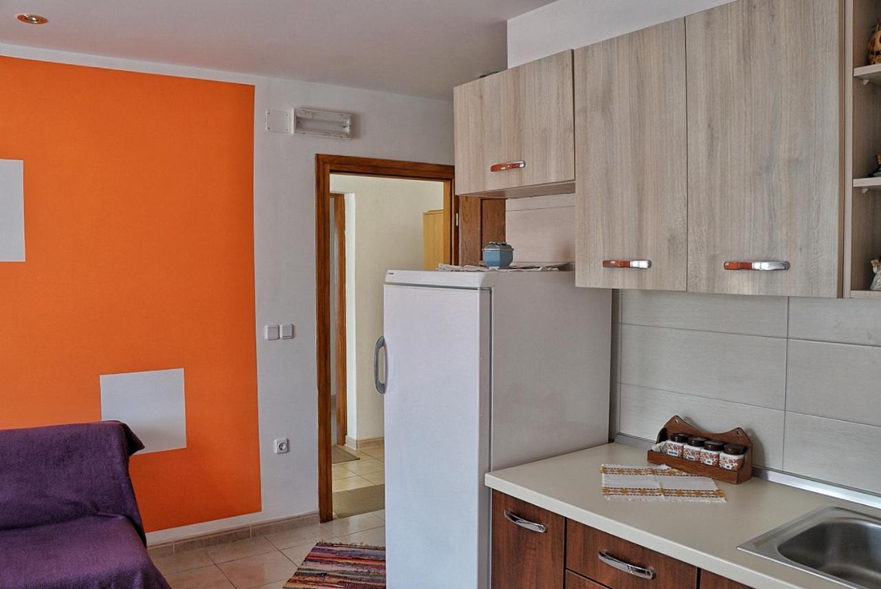 Apartmani Vesna Замбратия Екстериор снимка