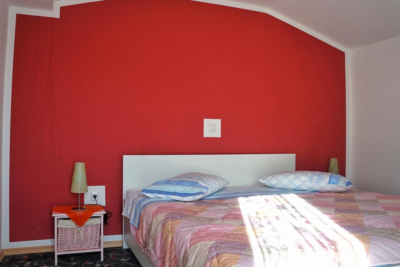 Apartmani Vesna Замбратия Екстериор снимка