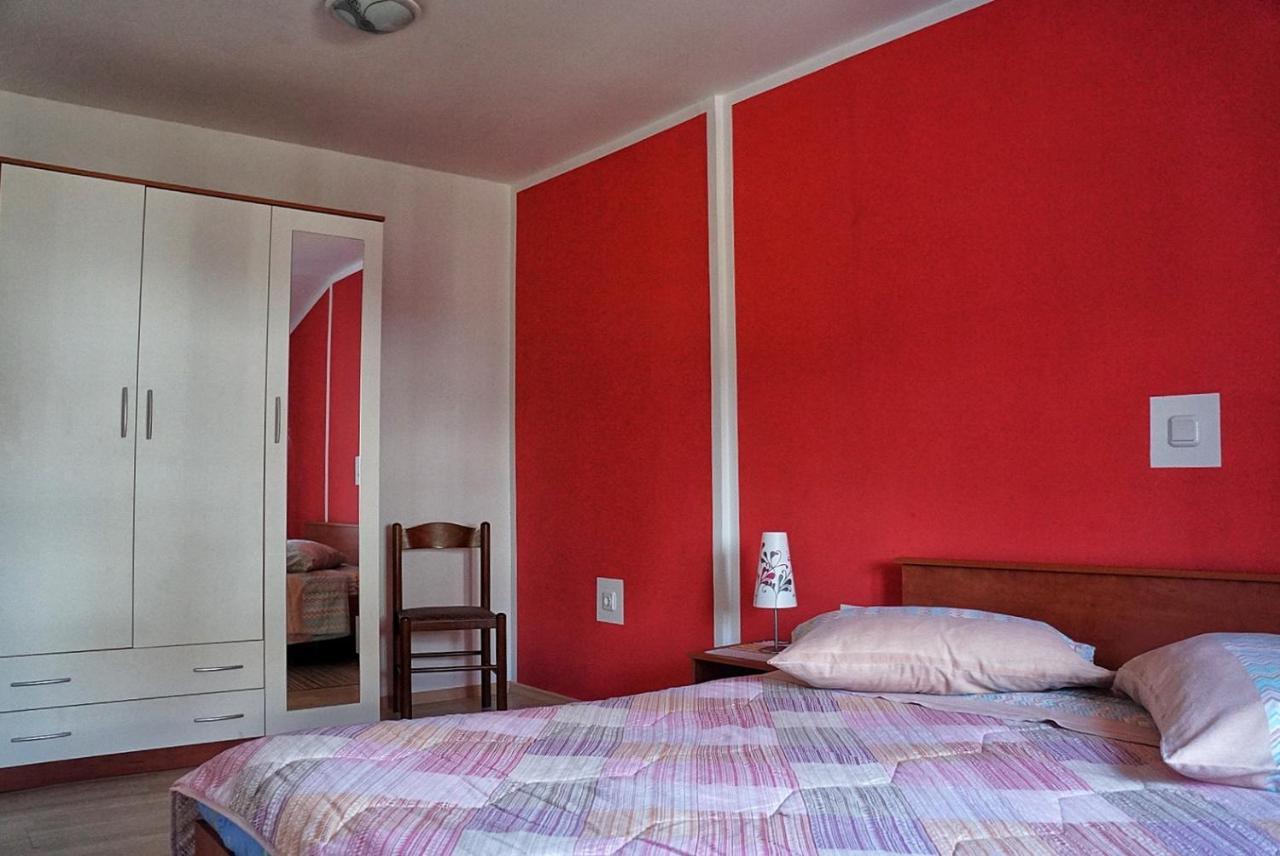 Apartmani Vesna Замбратия Екстериор снимка