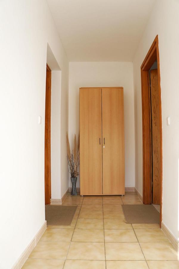 Apartmani Vesna Замбратия Екстериор снимка