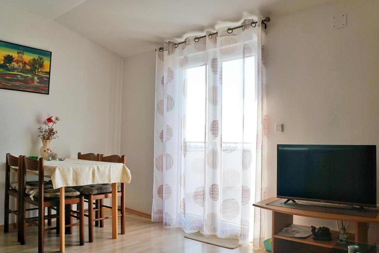 Apartmani Vesna Замбратия Екстериор снимка